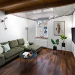 Corner House *