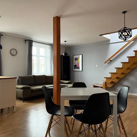 Apartmán Corner House *