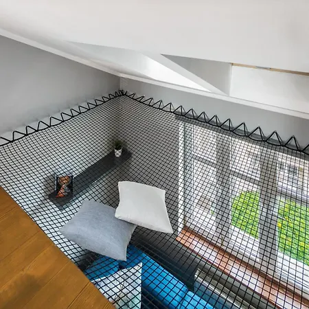 アパート Corner House *