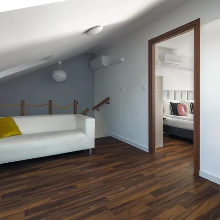Corner House * Cracóvia