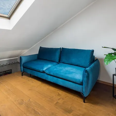 Corner House